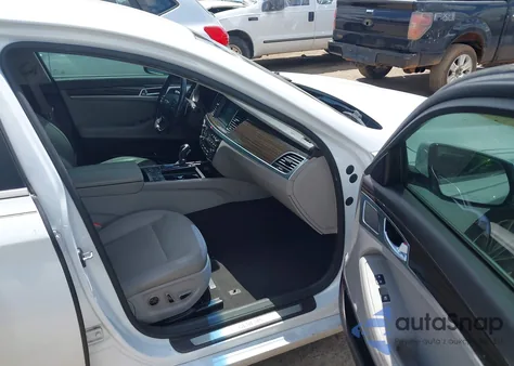 2015 Hyundai Genesis 3.8 z USA, uszkodzony, nr VIN KMHGN4JE7FU081562